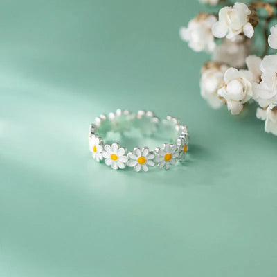 Anillo de Margarita – Belleza Natural y Elegancia Atemporal