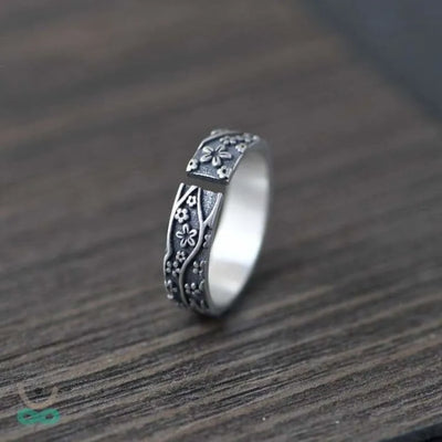 Anillo de la Armonía de la Flor de Ciruelo
