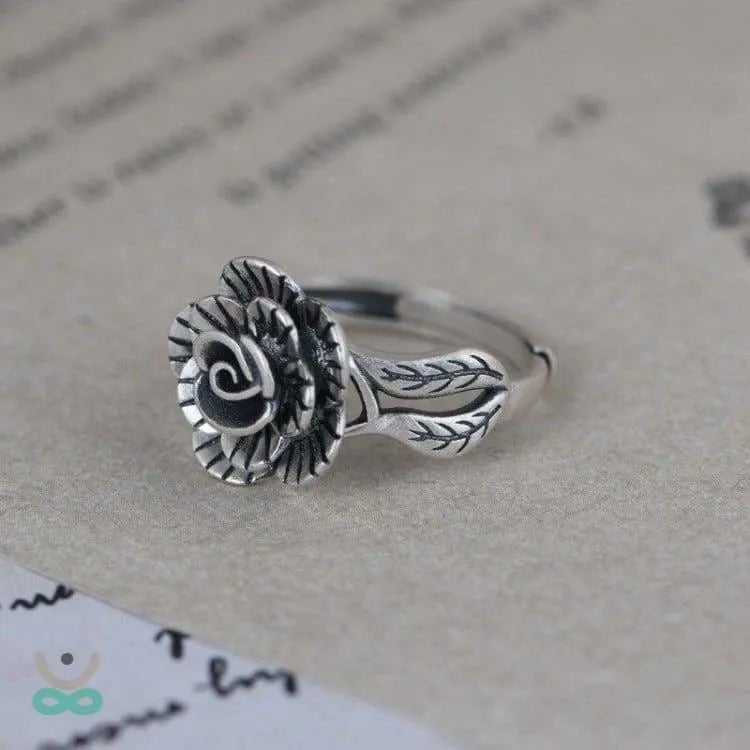 Anillo de la Rosa Eterna