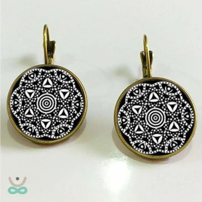 Aretes Mandala – Elegancia artesanal en cobre