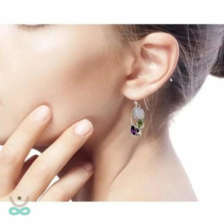 Aretes de hadas de piedra lunar - Luz y equilibrio