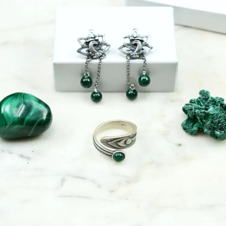 Aretes de malaquita