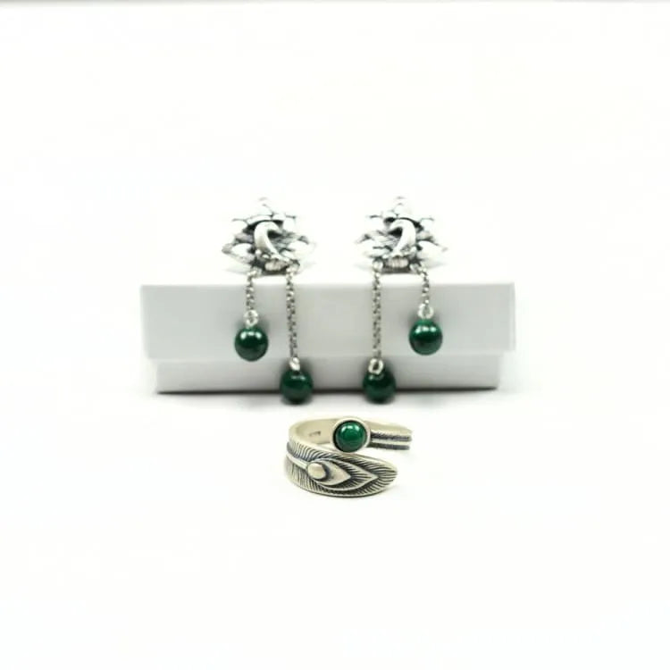 Aretes de malaquita