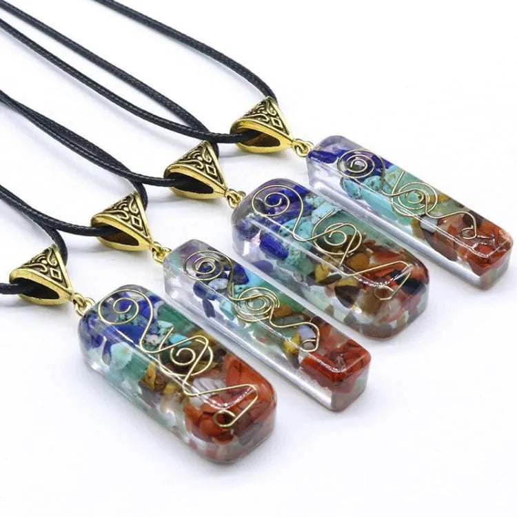 Collar 7 Chakras con amuleto colgante natural