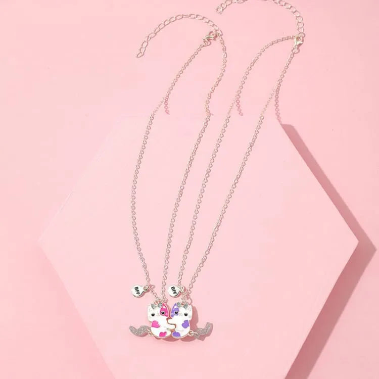 Collar con colgante de gato