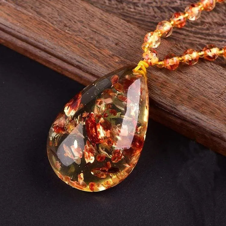 Collar de ámbar 'la trampa eterna'.