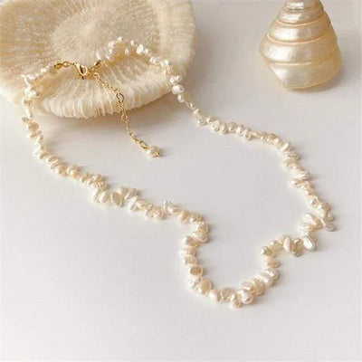 Collar de perlas de agua dulce irregulares