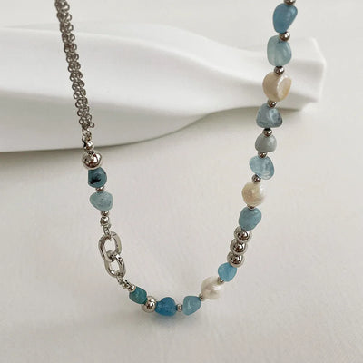 Collar de piedras y cristales naturales azul