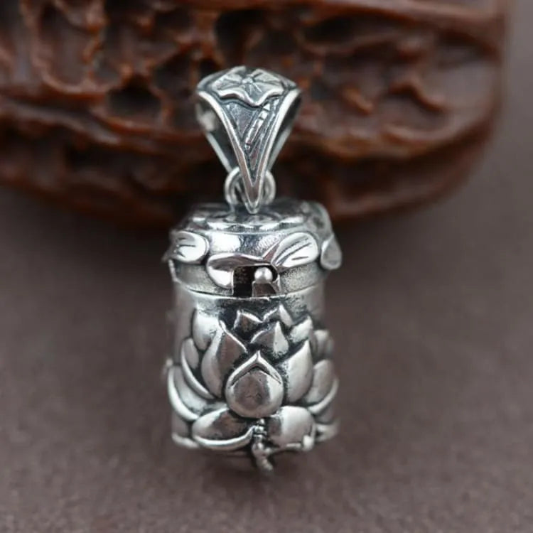 Medalla de oración budista "Lotus Renacimiento"