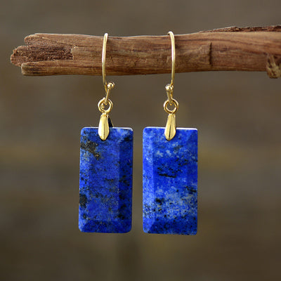 Pendientes de Lapislázuli: Eleva Tu Energía y Estilo con Elegancia
