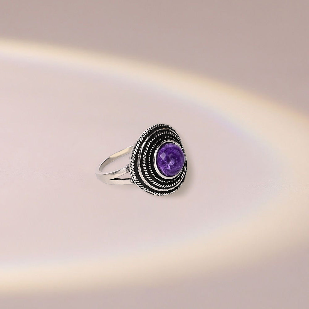 Anillo de amatista natural redonda en plata 925, serenidad espiritual y elegancia consciente
