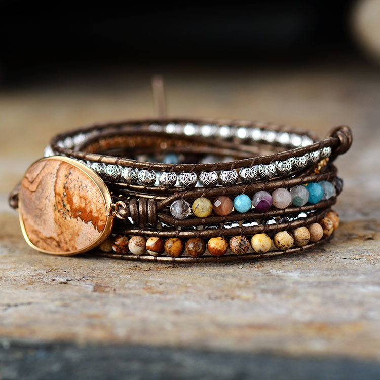 Pulsera de Cuero y Cornalina: Energía, Protección y Estilo Natural