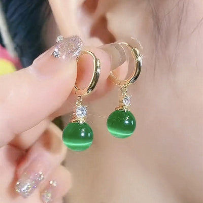 Pendientes de turmalina verde: Equilibra tu energía y atrae bienestar