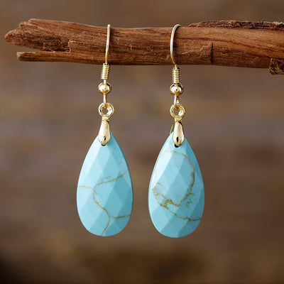 Pendientes de piedra natural: energía, equilibrio y elegancia en cada gota