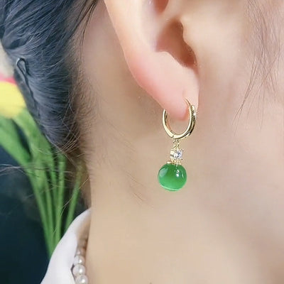 Pendientes de turmalina verde: Equilibra tu energía y atrae bienestar