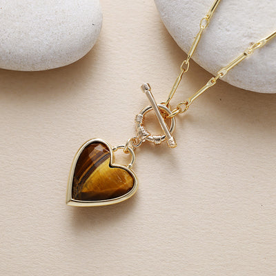 Amor y Protección: Collar Choker de Piedra Natural en Forma de Corazón