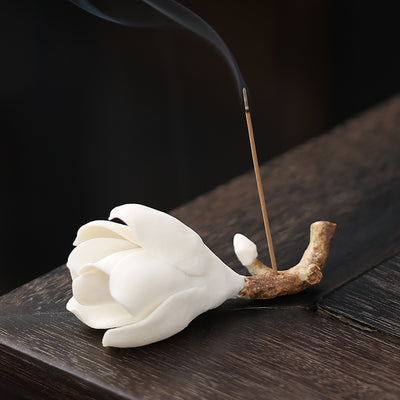 Porta Incienso de Flor de Magnolia – Pureza y Armonía Espiritual