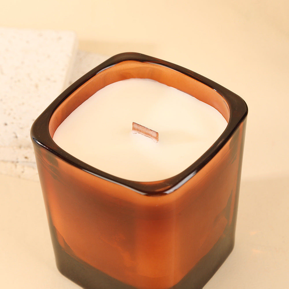 Vela Perfumada de Cera de Soja en Vaso Cuadrado – Elegancia, Fragancia y Energía Positiva