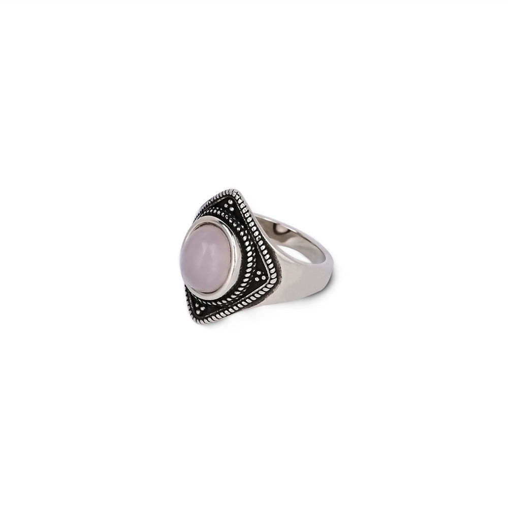 Anillo de cuarzo rosa natural con base de cobre, amor propio y calidez vibracional