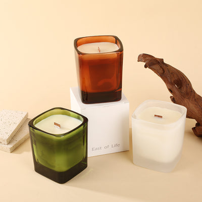 Vela Perfumada de Cera de Soja en Vaso Cuadrado – Elegancia, Fragancia y Energía Positiva