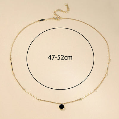 Collar moderno con turmalina negra en plata 925 bañada en oro de 14k, elegancia y protección energética