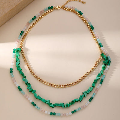 Collar de malaquita natural: transforma tu energía con elegancia