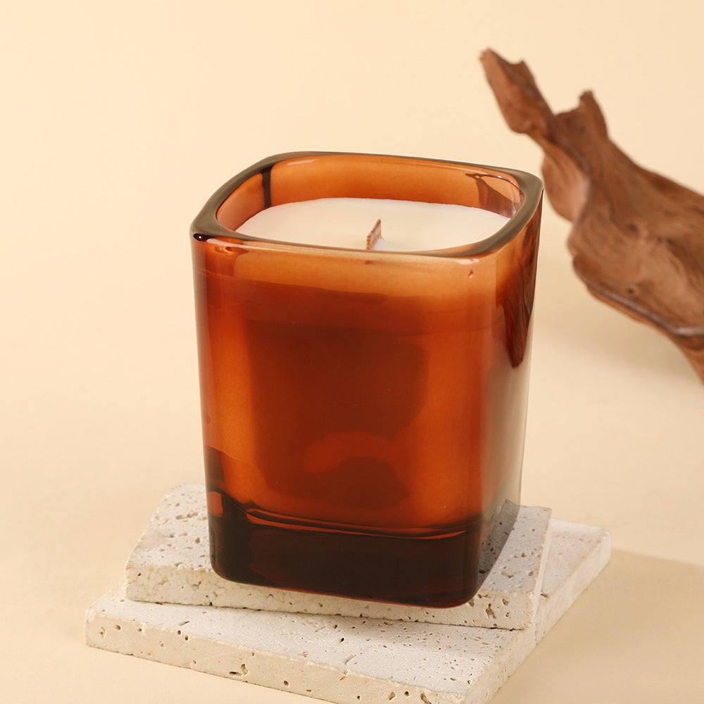 Vela Perfumada de Cera de Soja en Vaso Cuadrado – Elegancia, Fragancia y Energía Positiva
