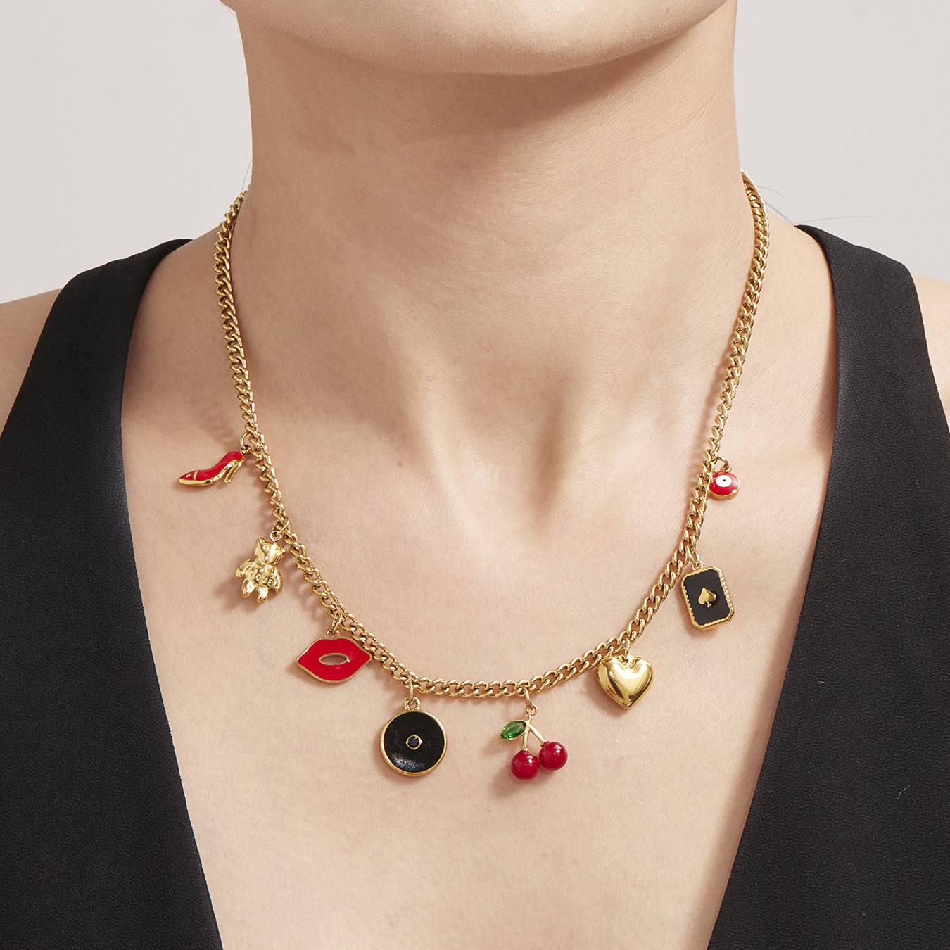 Collar Cerezo: Amuleto de la Alegría y el Renacer