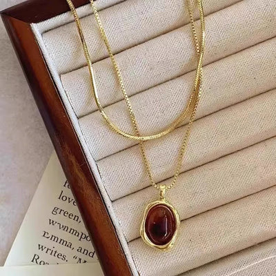 Collar de Ámbar Dorado: Lujo, Calidez y Energía para Tu Estilo