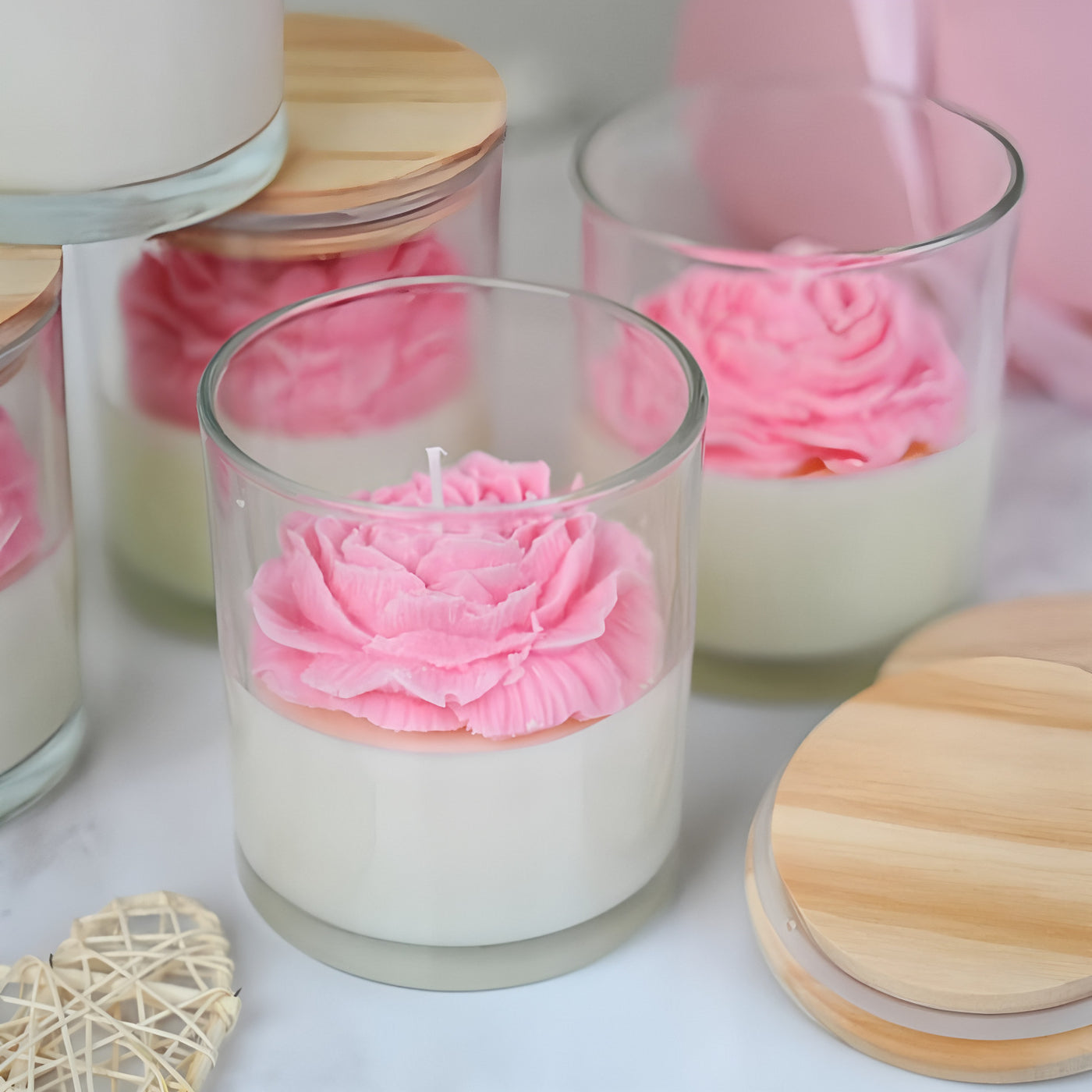 Vela de Aromaterapia de Cera de Soja con Flor de Peonía – Belleza, Calma y Energía Amorosa