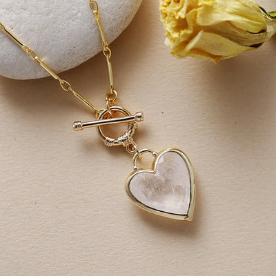 Amor y Protección: Collar Choker de Piedra Natural en Forma de Corazón