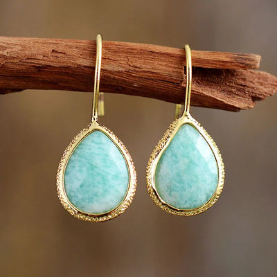 Pendientes colgantes de amazonita: Elegancia natural y energía positiva
