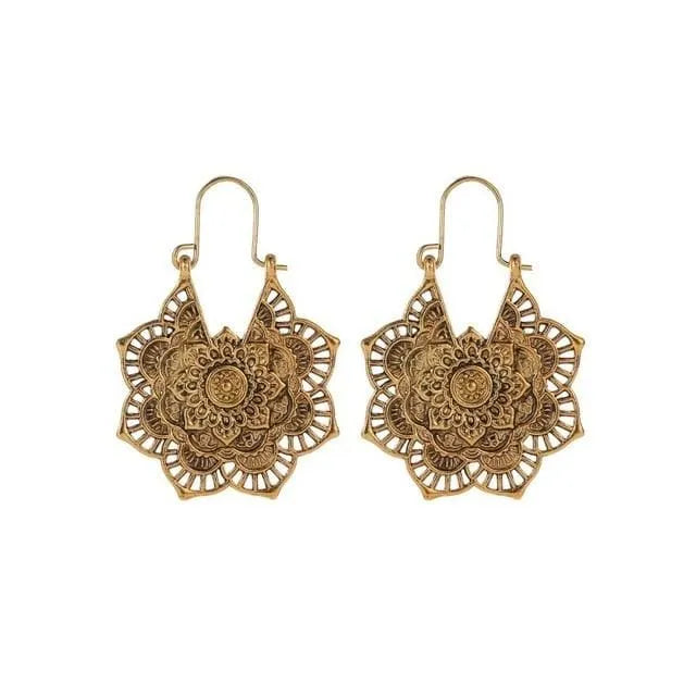 Pendientes de Saboya – Elegancia Atemporal en Cada Detalle
