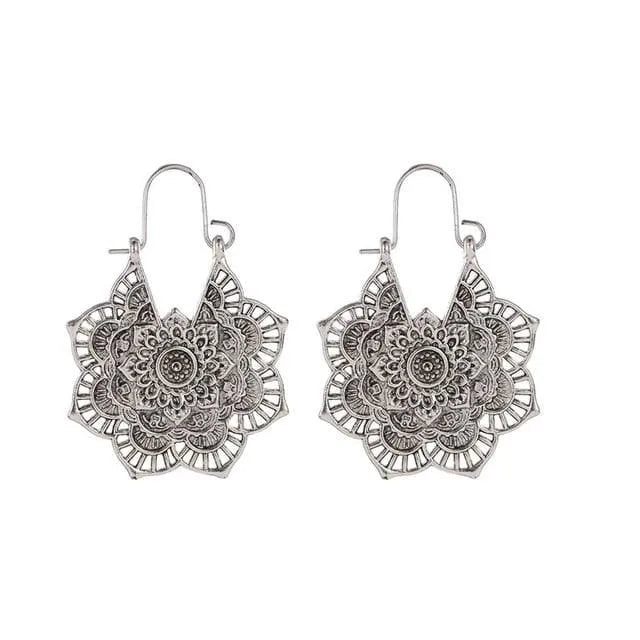 Pendientes de Saboya – Elegancia Atemporal en Cada Detalle