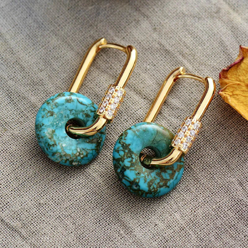 Pendientes de Turquesa Natural, Cobre y Circonita: Armonía y Estilo a tu Medida