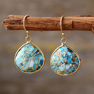 Pendientes de piedra natural: Energía bohemia y elegancia en cada detalle