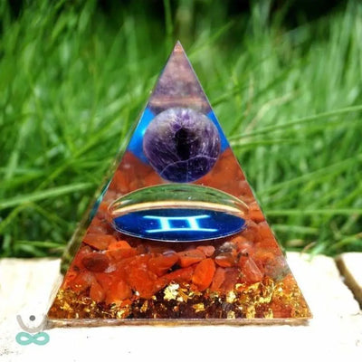 Pirámide del Zodiaco en Orgonita y Ágata Roja de 10 cm símbolo de Géminis