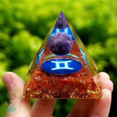 Pirámide del Zodiaco en Orgonita y Ágata Roja de 10 cm símbolo de Géminis