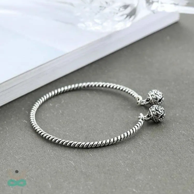 Pulsera Campana de la Alegría – Libertad y Celebración