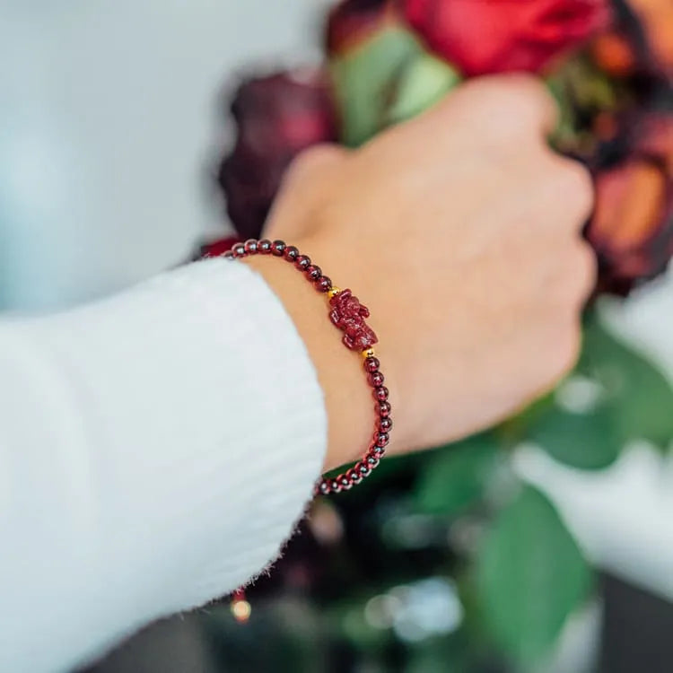 Pulsera Minimalista De Granate Para Mujer - Hecha A Mano, Cuentas De 3mm, Sanación Y Meditación