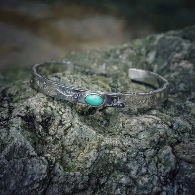 Pulsera de plata de ley 925 con turquesa tallada