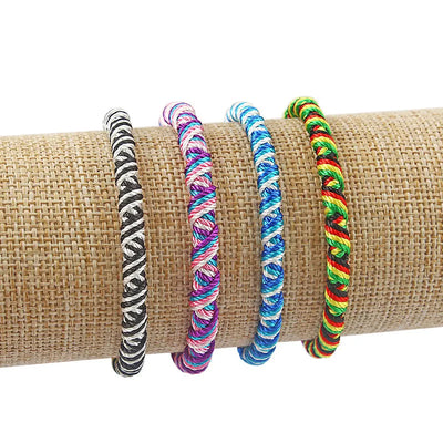 Pulseras brasileñas tejidas a mano