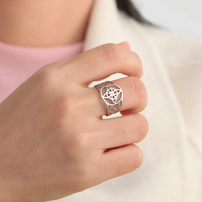 Anillo Nudo Celta en Acero Inoxidable – Unión, Energía y Protección Espiritual