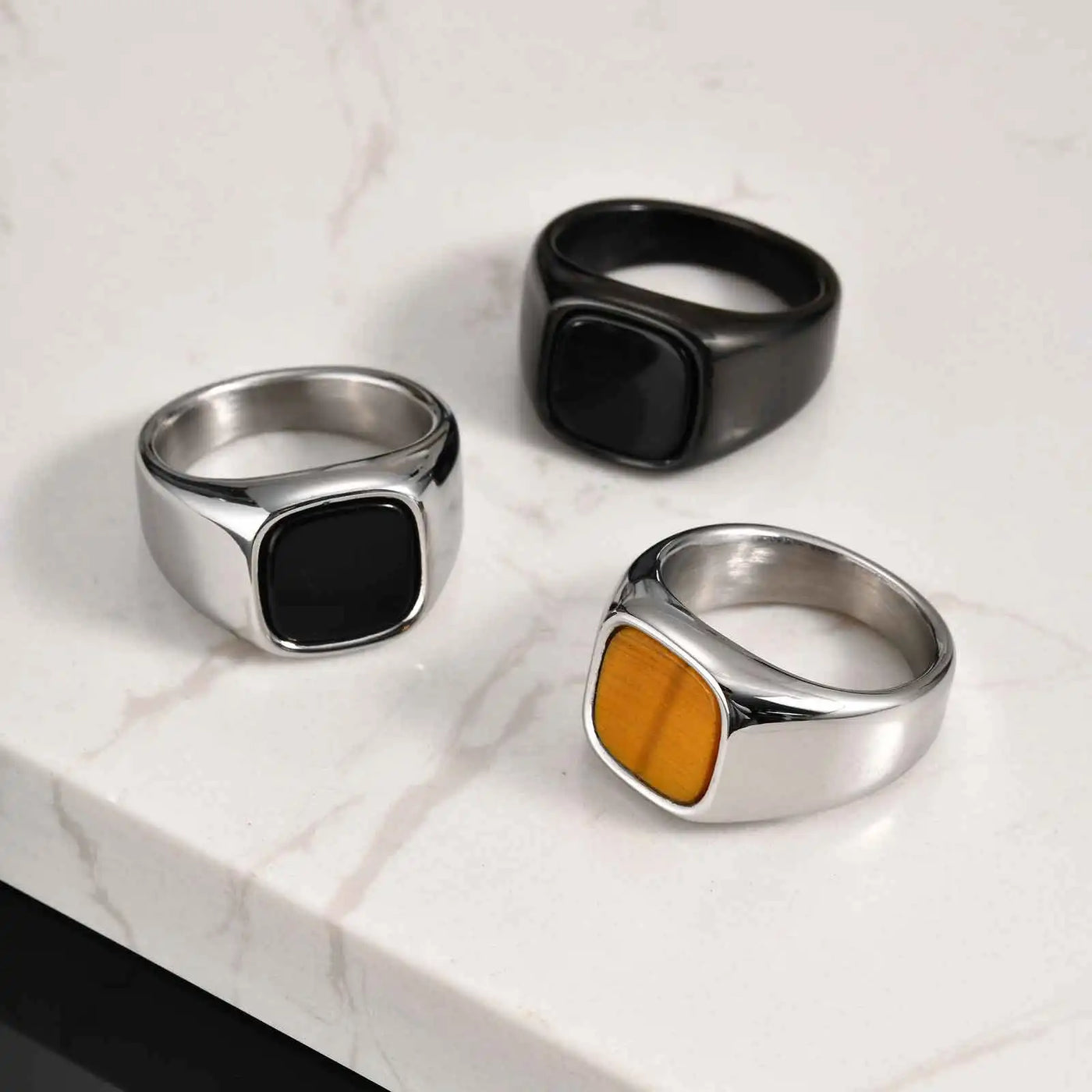 Anillo Ojo de Tigre Grande: El Escudo de Fuerza y Concentración para Él