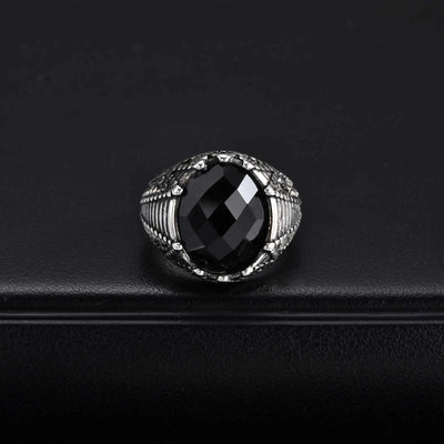 Anillo Geométrico de Cristal: El Símbolo de la Claridad Mental para Él