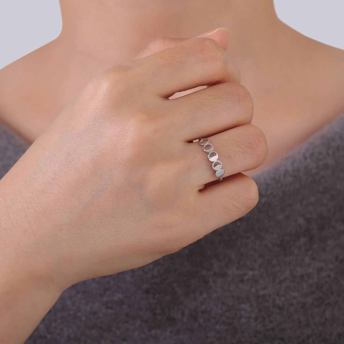 Anillo Luna Llena en Acero Inoxidable – Elegancia, Energía y Armonía