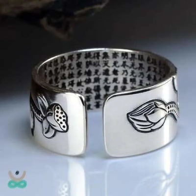 Anillo de flor de loto