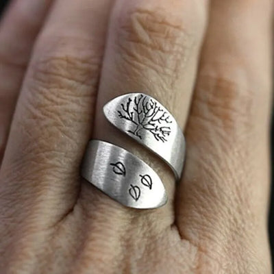Anillo Inspirado en la Naturaleza – Conecta con tu Esencia
