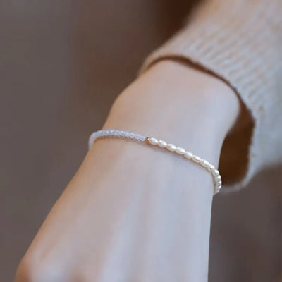 Pulsera de perlas finas y aguamarinas