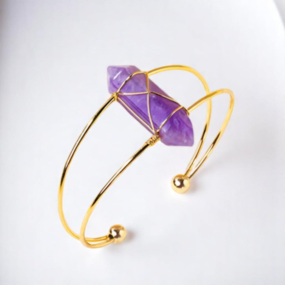 Anillo de amatista: Amor y Energía Positiva en tu Día a Día